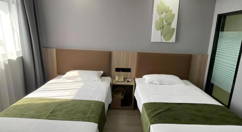 Greentree Inn Wuhu Fangte Second Phase Nanxiang Wanshang Express Hotel Экстерьер фото