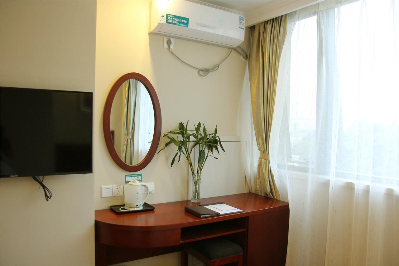 Greentree Inn Wuhu Fangte Second Phase Nanxiang Wanshang Express Hotel Экстерьер фото